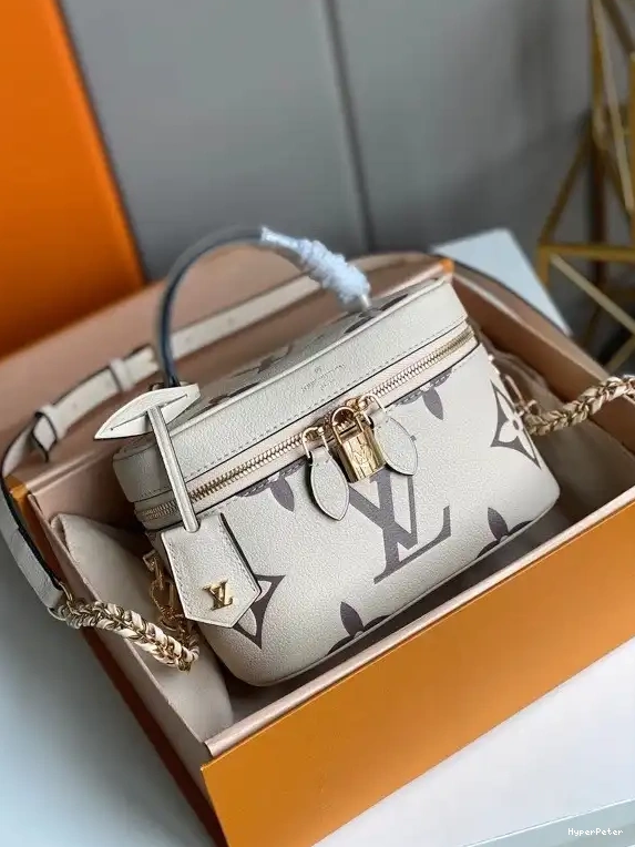 VANITY VUITTON LOUIS PM 0514